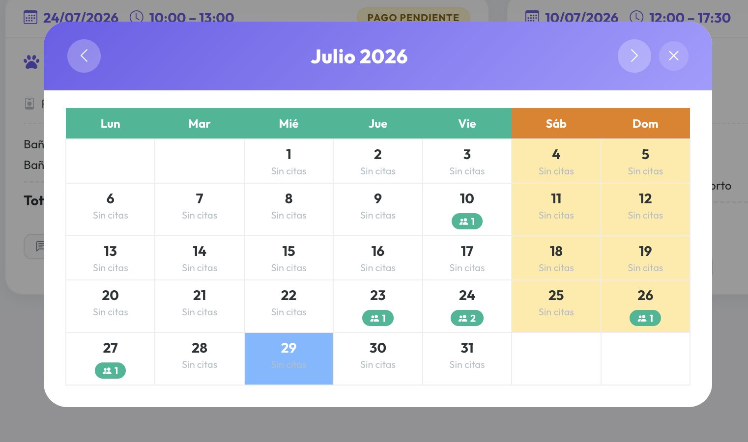 Calendario del mes con los días de peluquería, cada uno indicando cuántas citas tiene tomadas y cuáles siguen sin citas, para elegir dónde queda cupo.